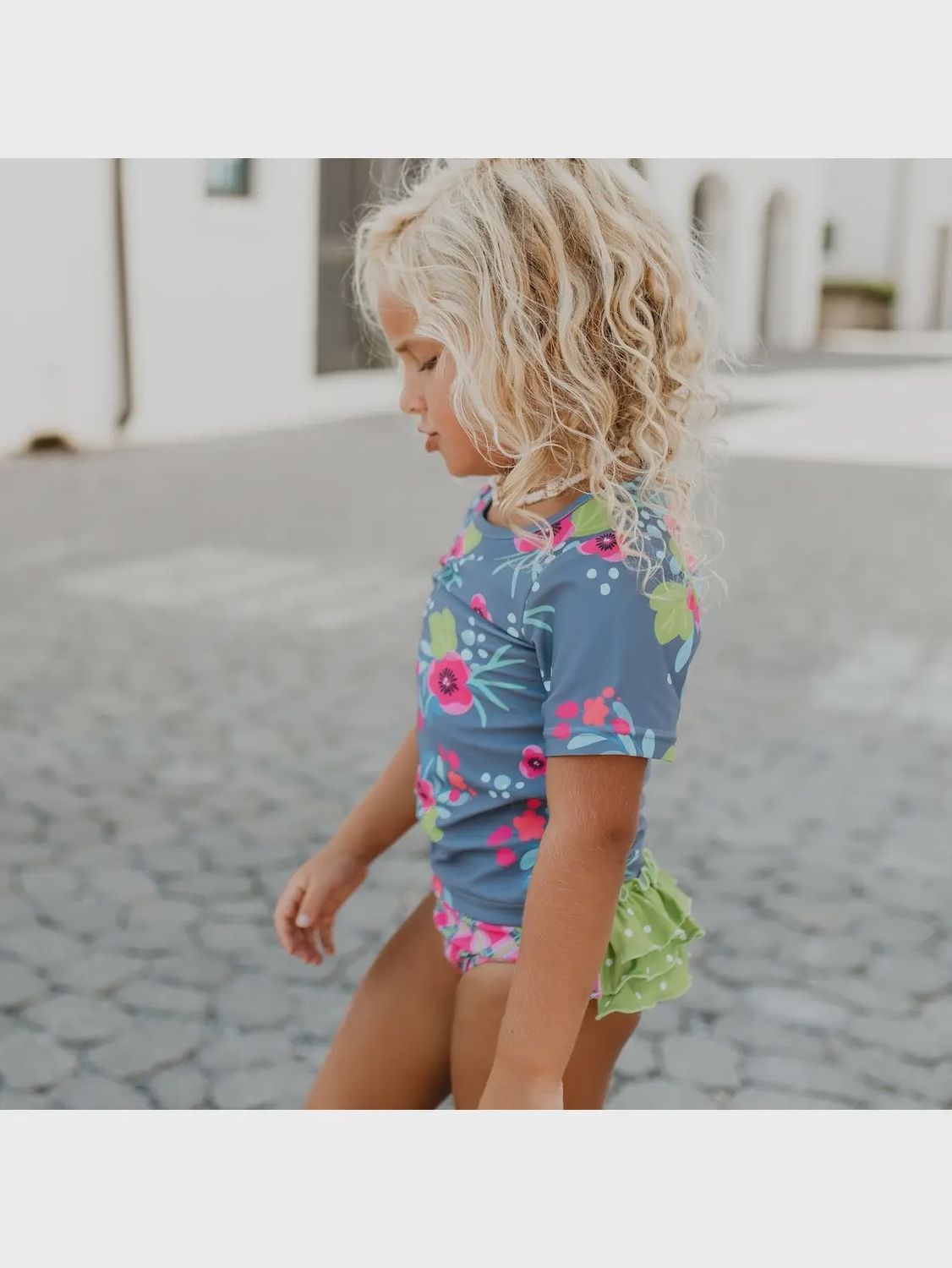 Oopsie Daisy Kids Gray &amp; Green Floral Rash Guard Swimsuit, Colour: Floral, Size: Child 4