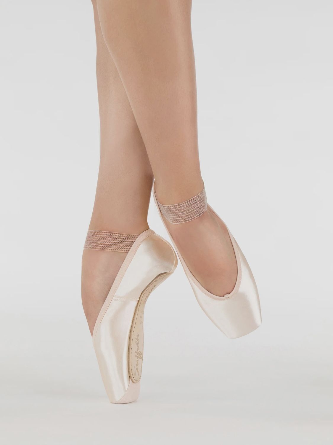 Suffolk Royale Pointe Shoe - Light Insole