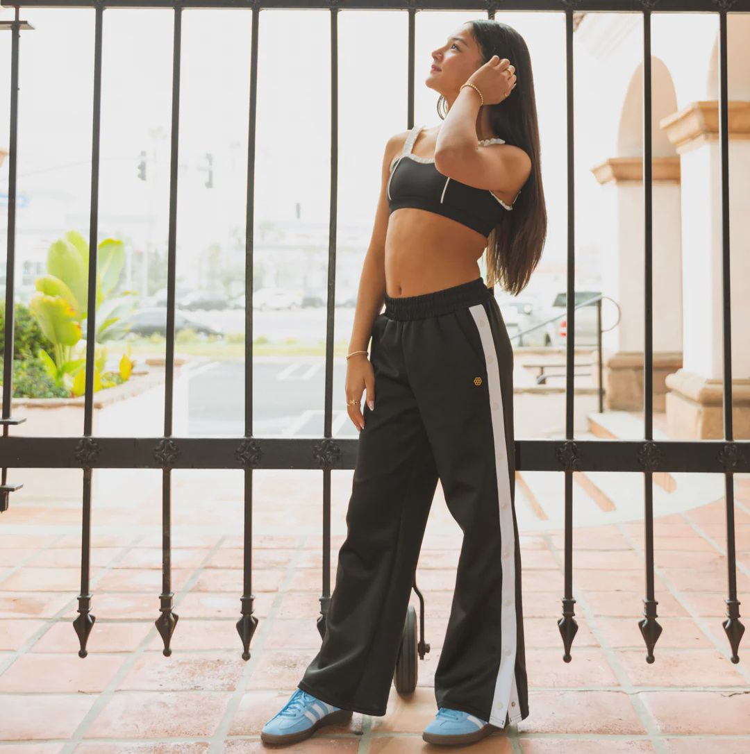 Honeycut Snapchat Sweats, Colour: BLACK, Size: CM