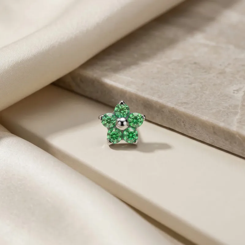 Tremun Titanium Threaded End Lori  - Emerald CZ