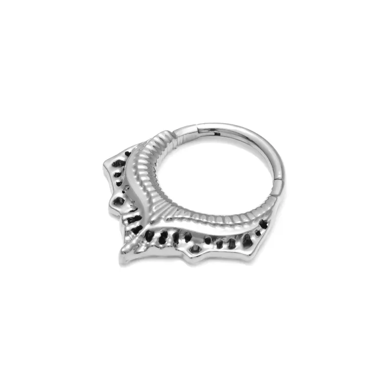 Tawapa Titanium Clicker Ring - Lily