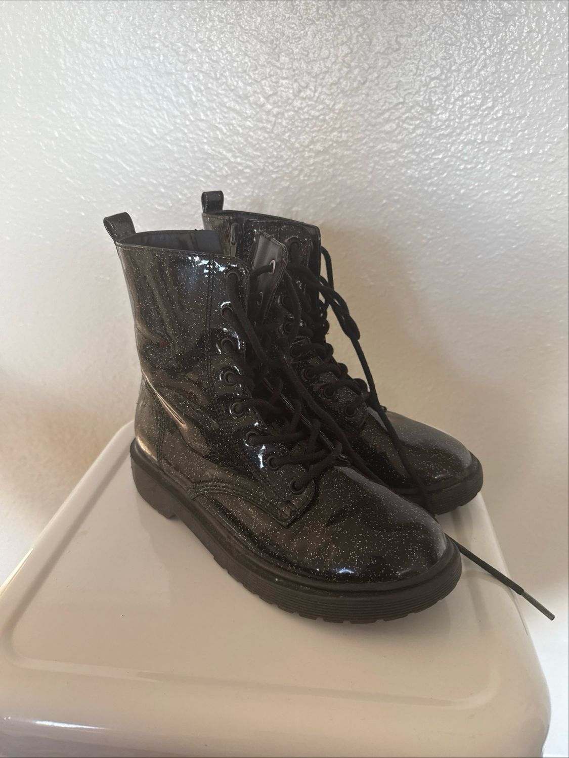 Girl's Black Glitter Faux Leather  Zip-Up Winter Ankle Combat Boots, Size 3