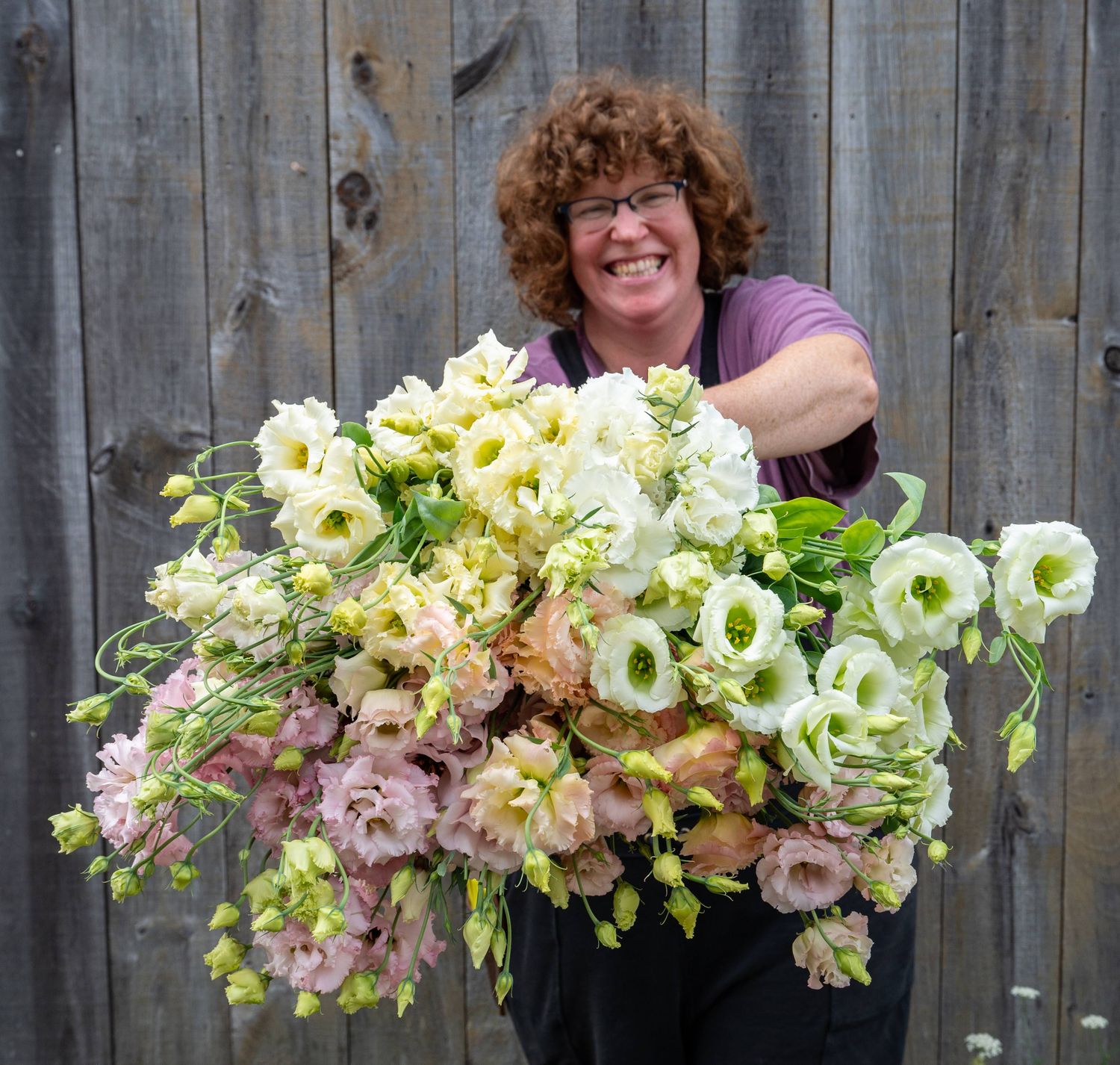 Lisianthus Lovers&#39; bouquet share late summer 2026