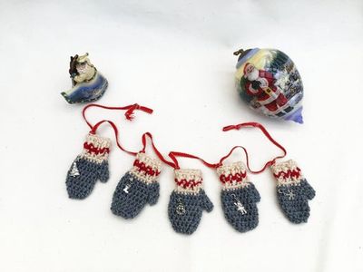 Garland Sock Monkey Crocheted Mittens