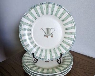 Pfaltzgraff - Naturewood Accent Salad Plate 8-1/4" Wateringcan Design