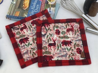 Woodland Potholder - Cotton, Embroidered