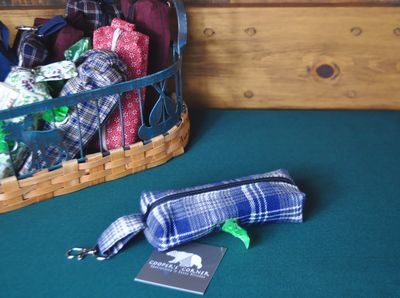 Dog Bag with Lobster Clasp and Roll of Bags