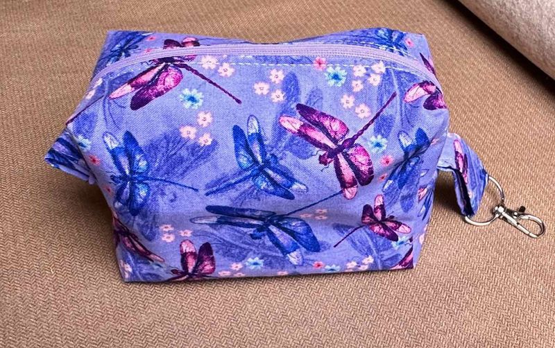 Dragonfly Fabric Box Bag with Lining, Lobster Clasp, and Zipper Close