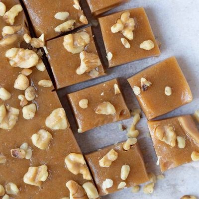 Old Fashioned, Gourmet BUTTER PECAN Caramels: 12 count