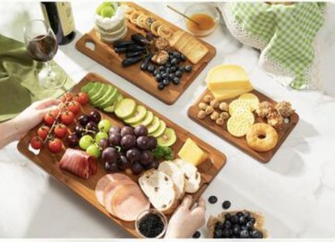 Amber Bamboo Cutting Board with Juice Groove