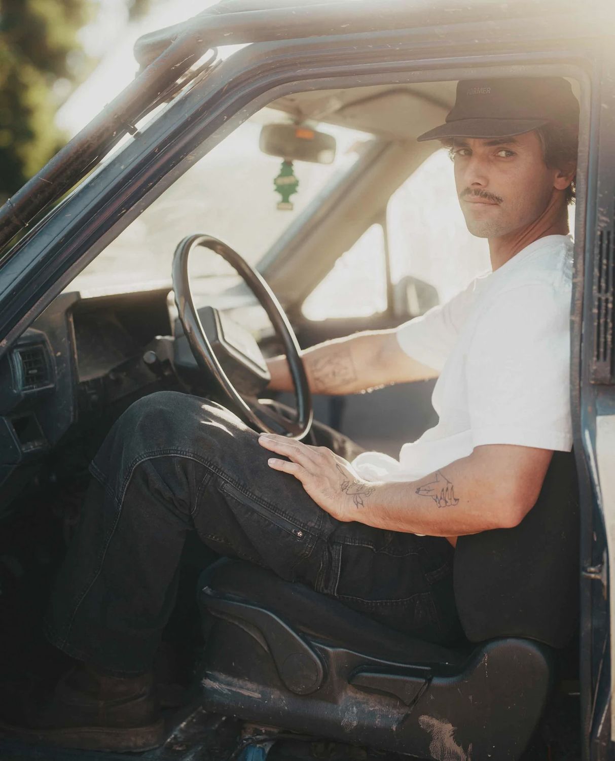 Men&#39;s Superlite Utility Jeans