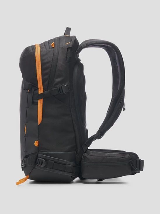 Stash Pack 25L Black