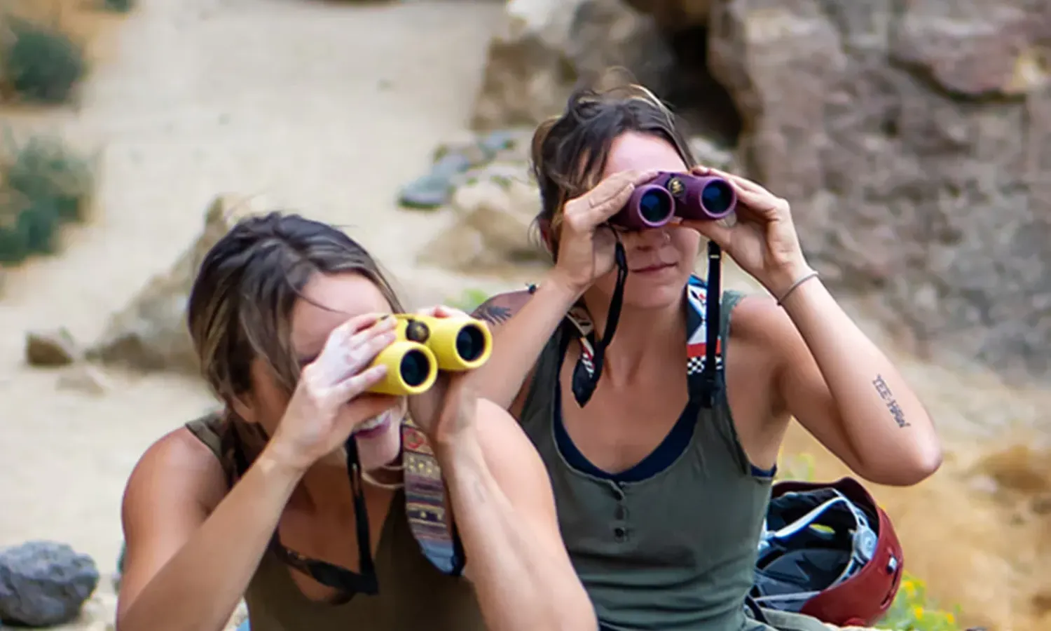 Nocs Field Issue 10x32mm Binoculars, alternate view 13