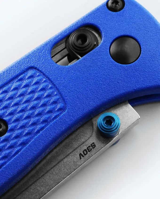 Benchmade Bugout, Axis, Drop Point