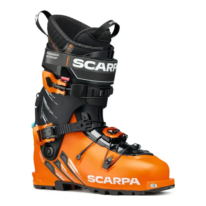 Scarpa Maestrale 2026 in Black, front view