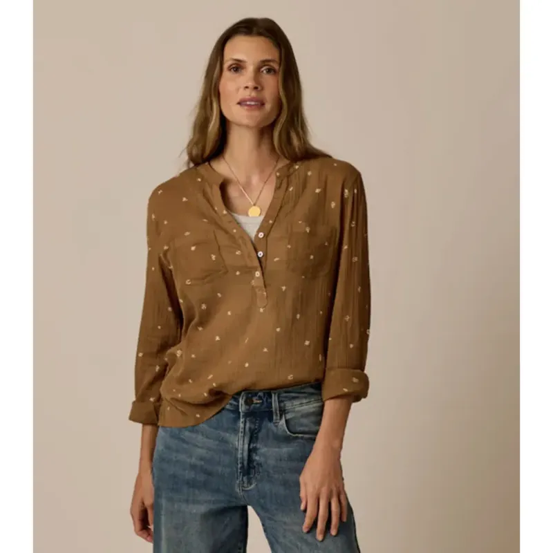 Carve Designs Women's Dylan Gauze Shirt, front view