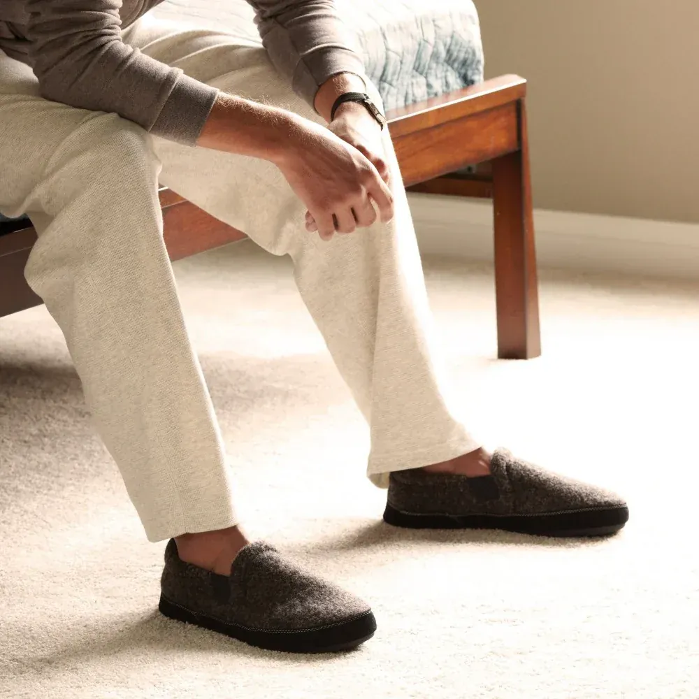 Acorn Men's Fave Gore Moccasin Slipper
