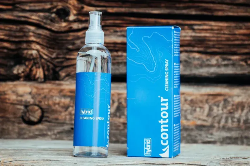 Contour Hybrid Cleaning Spray in D4bd5e05 7e10 4bd8 83ea 470191630d1b, alternate view 1