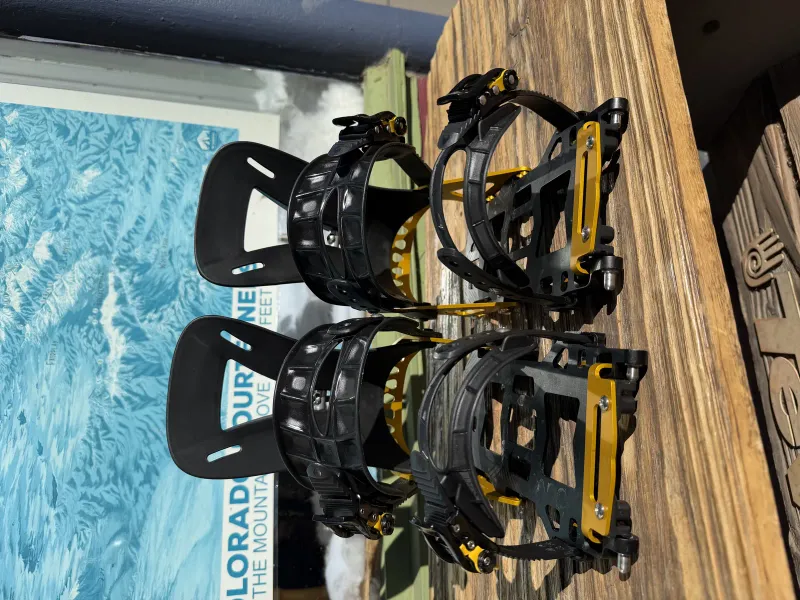 Spark R&amp;D Arc ST Bindings, Small, Gold — Demo 2025, front view