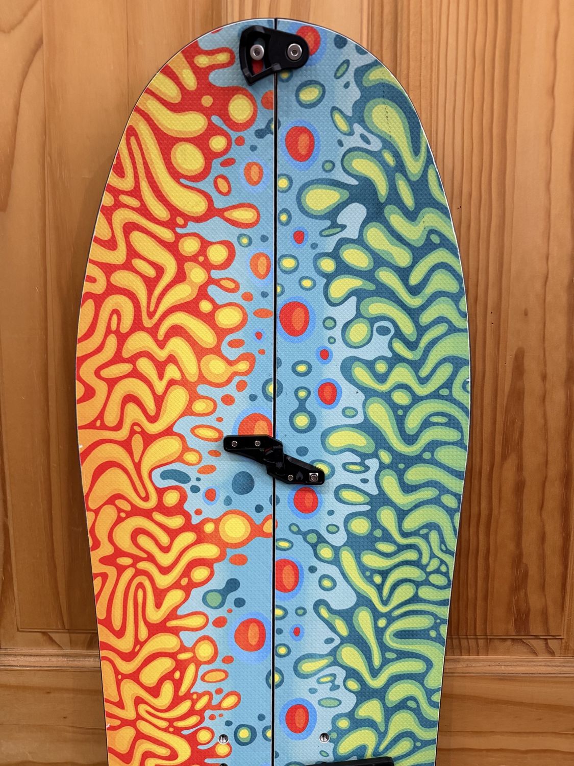 2025 Venture Euphoria 156 with Spark R&amp;D Flat Pucks and Pomoca Splitboard Explore Climbing Skins — Demo