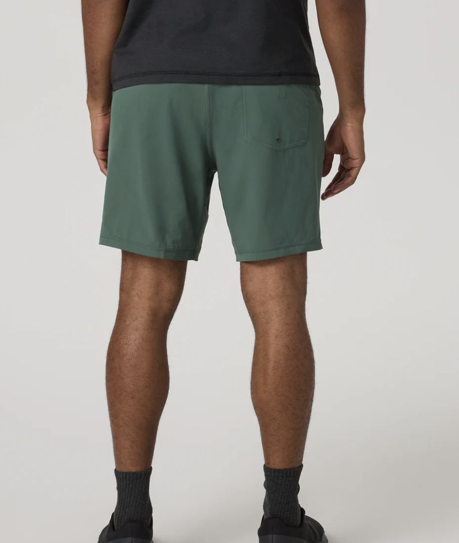 Vuori Kore Short Lined 7"