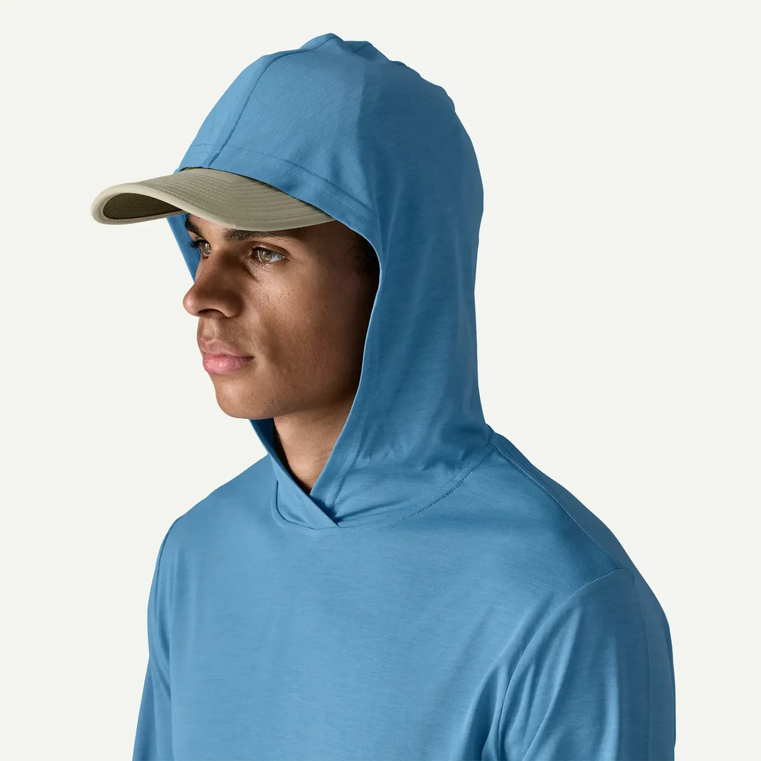 Patagonia Men's Cap Cool Daily Hoody in Bkhood, alternate view 4