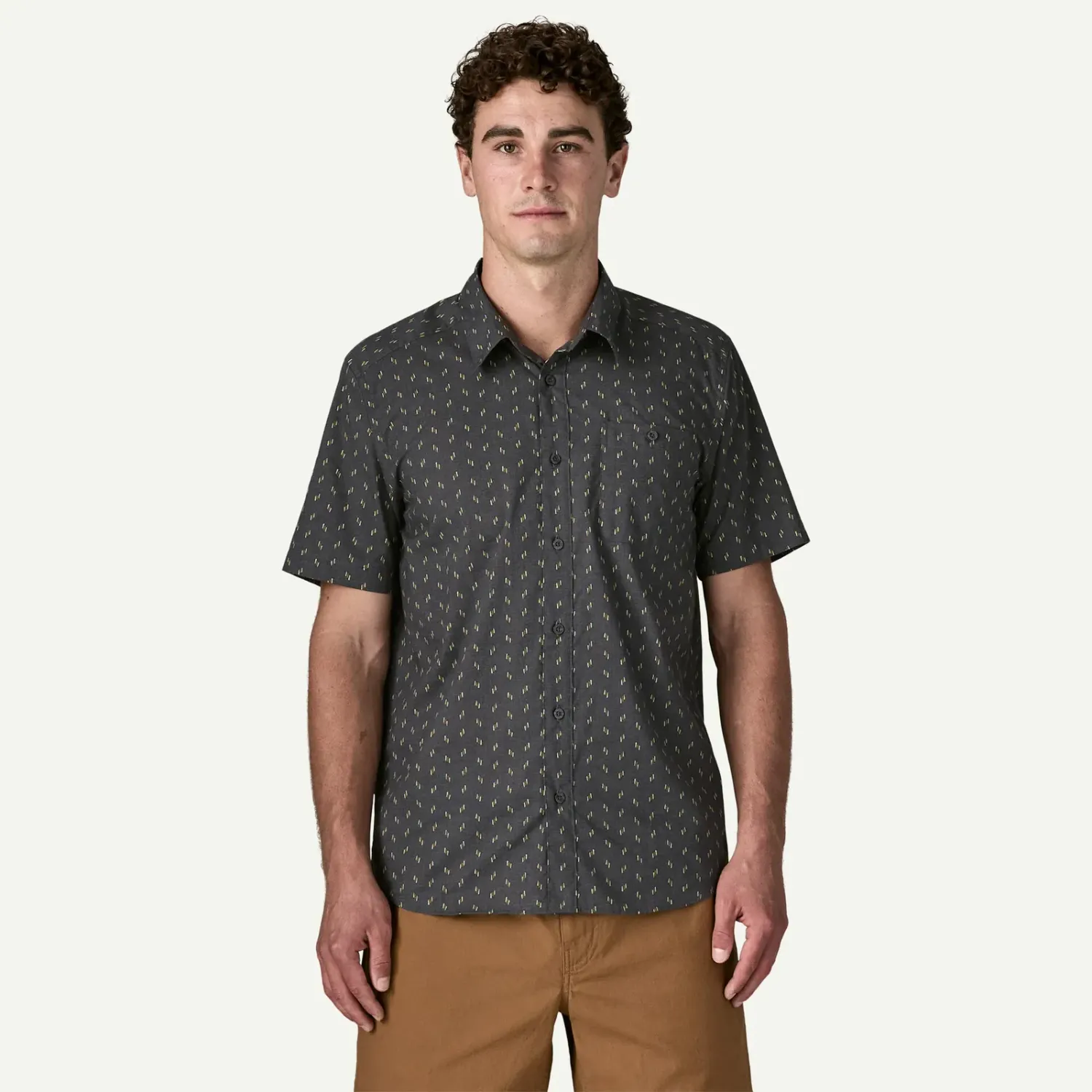 Patagonia Men's Go To Shirt in Hc1, alternate view 2
