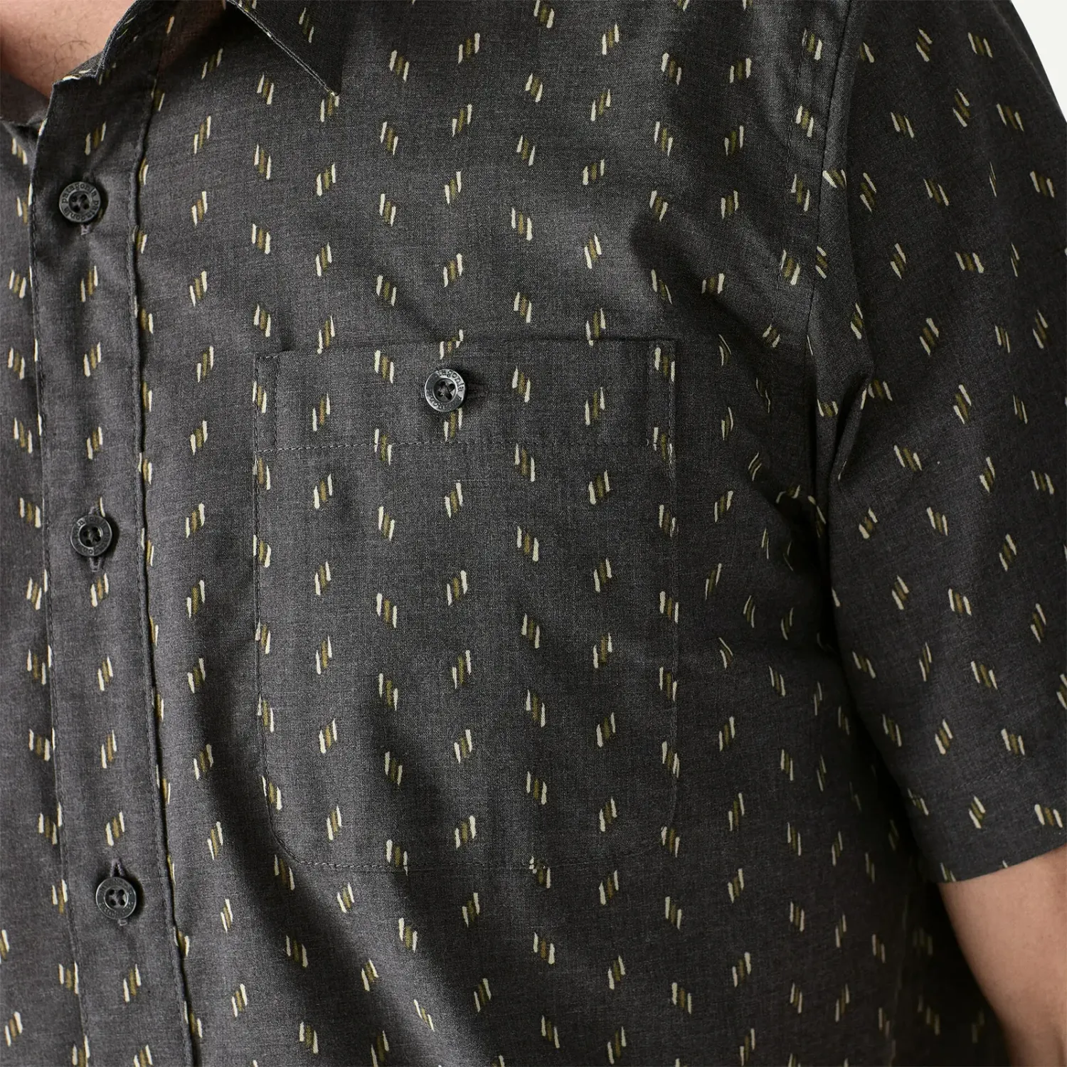 Patagonia Men's Go To Shirt in Althcpkt, alternate view 3