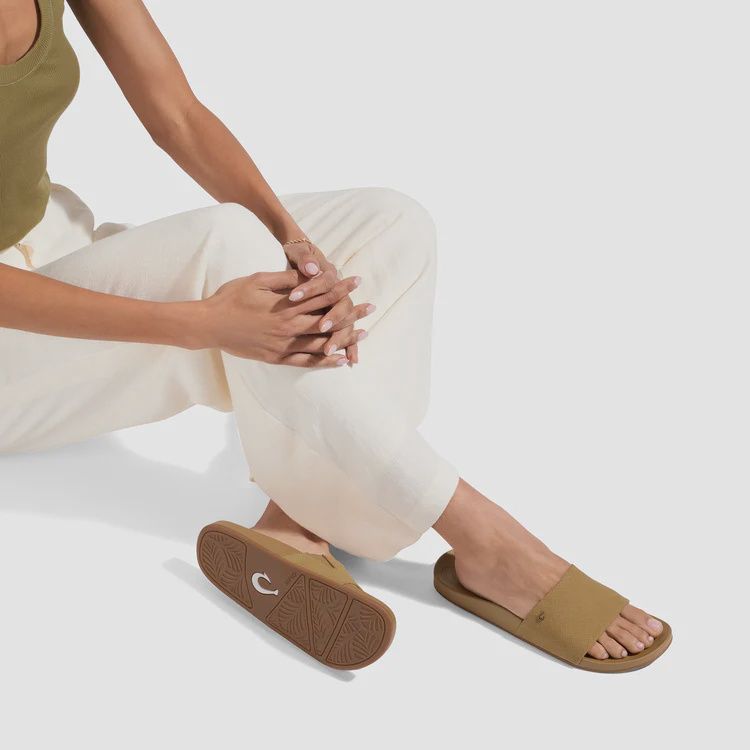 Olukai Women's Kipe'a Pono Slide