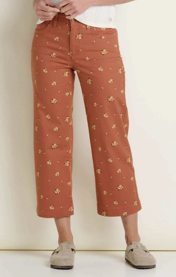 Toad &amp; Co Women's Earthworks Wide Leg Crop Pant, Color: Copper Print, Size: 2