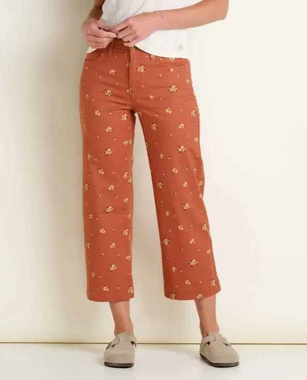 Toad&amp;Co Women's Earthworks Wide Leg Crop Pant in Print 1, front view