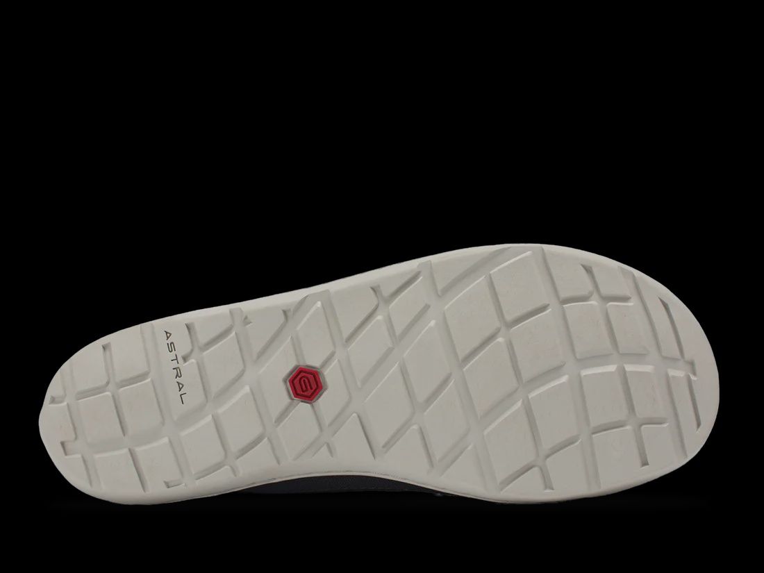 Astral Loyak Women's