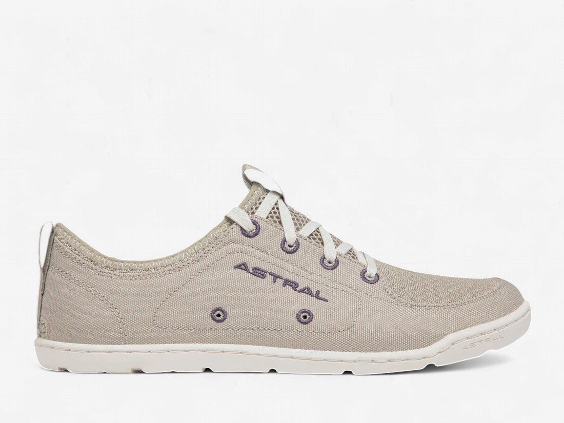 Astral Loyak Women's