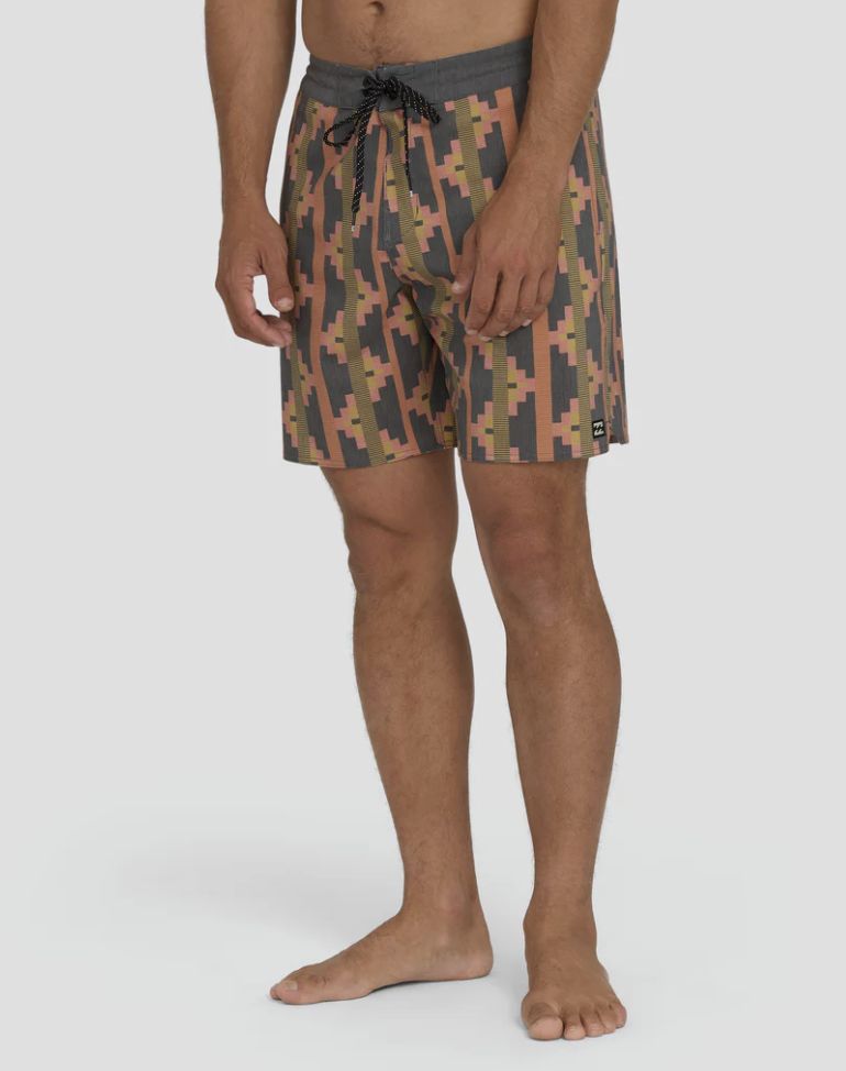 Billabong Men's Good Times Lo Tide Boardshort
