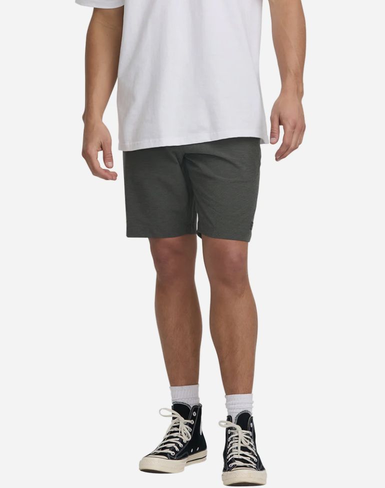Billabong Men's Crossfire Submersible Hybrid 19" Short
