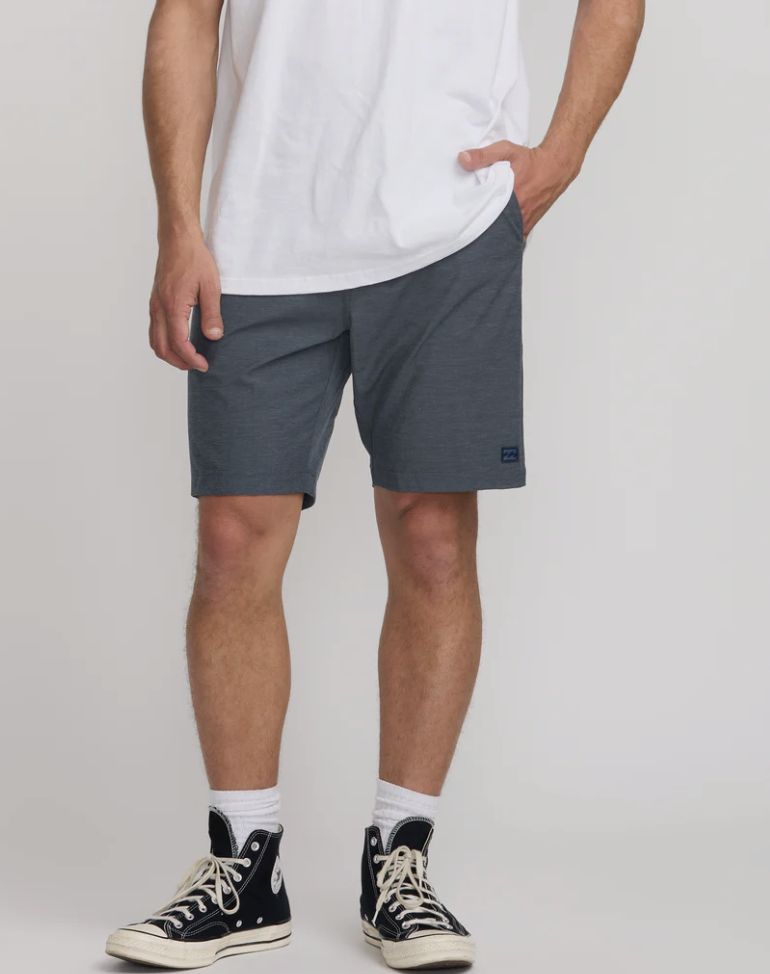 Billabong Men's Crossfire Submersible Hybrid 19" Short