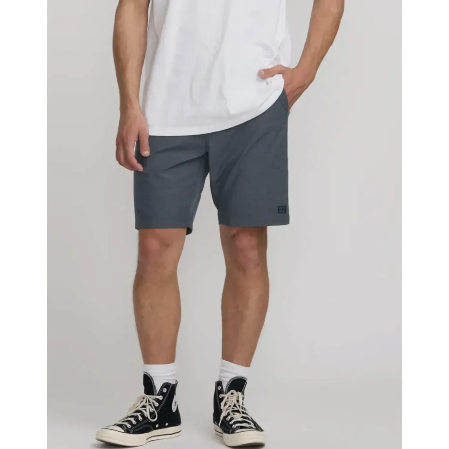 Billabong Men's Crossfire Submersible Hybrid 19" Short, alternate view 2