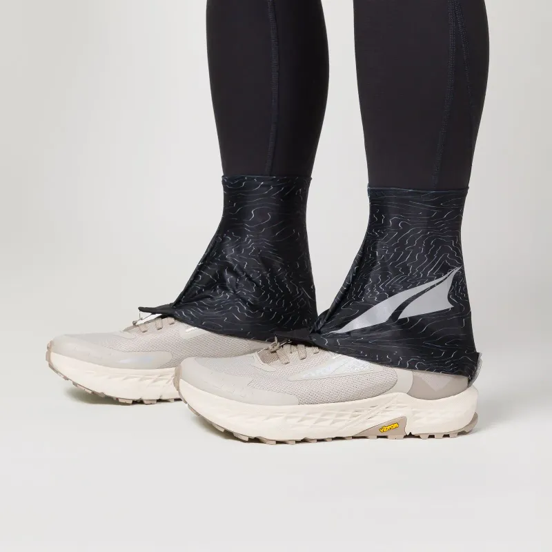 Altra Trail Gaiter in Black Silv Gry, alternate view 1
