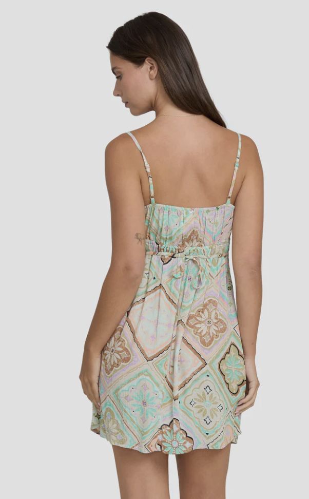 Billabong Women's Dreaming of Sun Crinkle Mini Dress