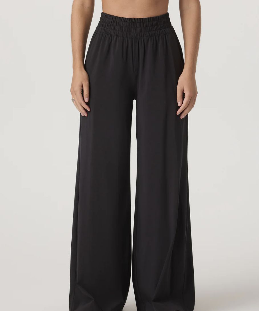 Vuori Women's Villa Wideleg Pant, Color: Black, Size: X-Small