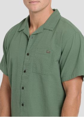 Billabong Men's Victoria Vacay Short Sleeve