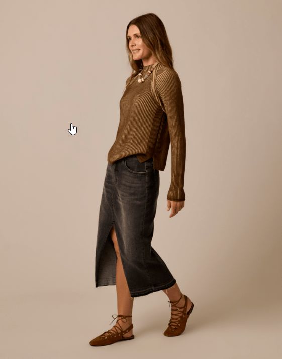 Carve Women's Ivy Reversible Sweater