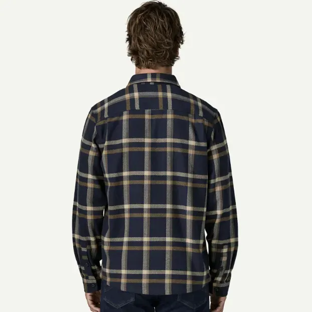 Patagonia Men's Fjord Flannel Shirt, alternate view 2