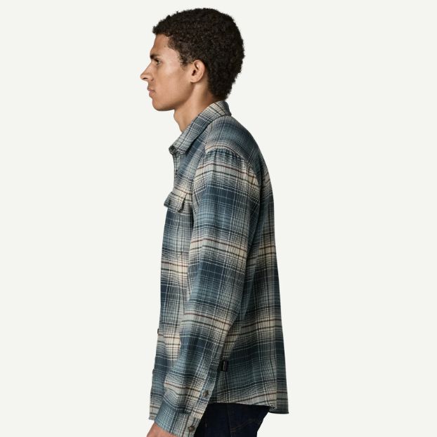 Patagonia Men's Long-Sleeved Lightweight Fjord Flannel Shirt