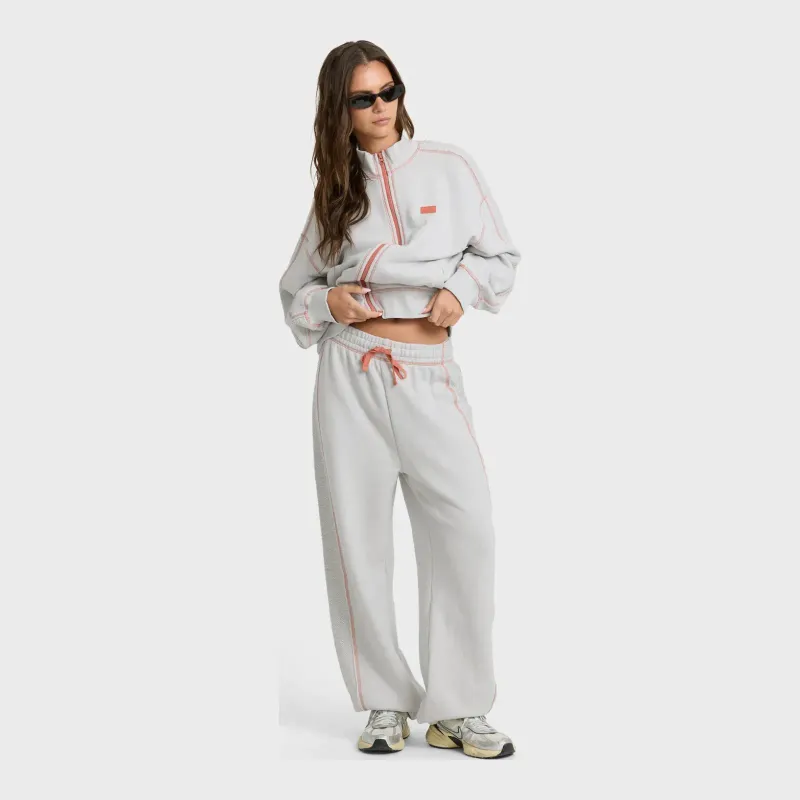 Billabong Women's Trailside FLC Pant in Light Gray, front view
