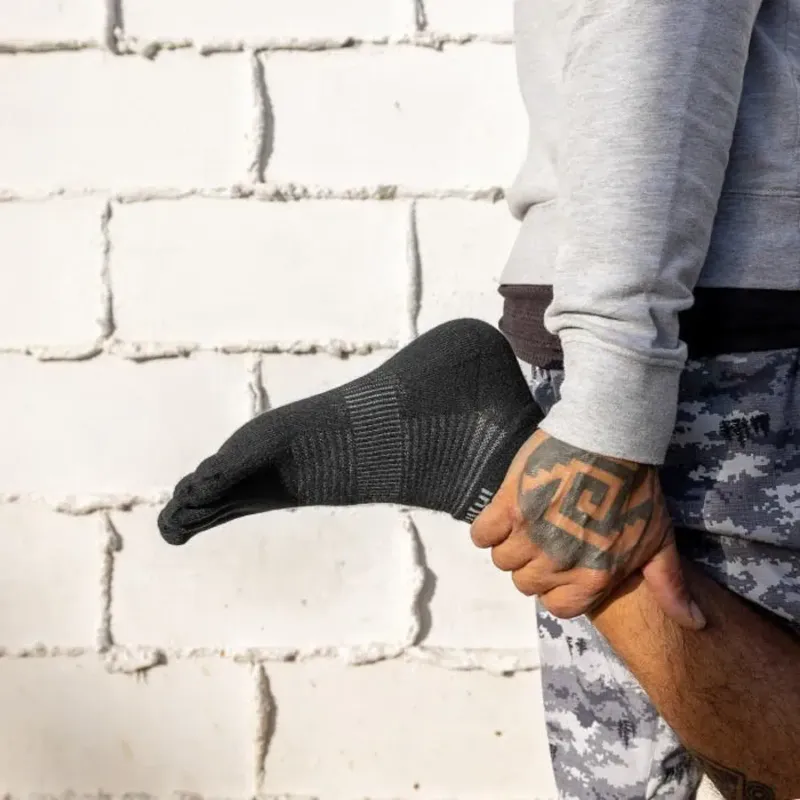 Injinji Run Light No-Show Socks in Black, front view