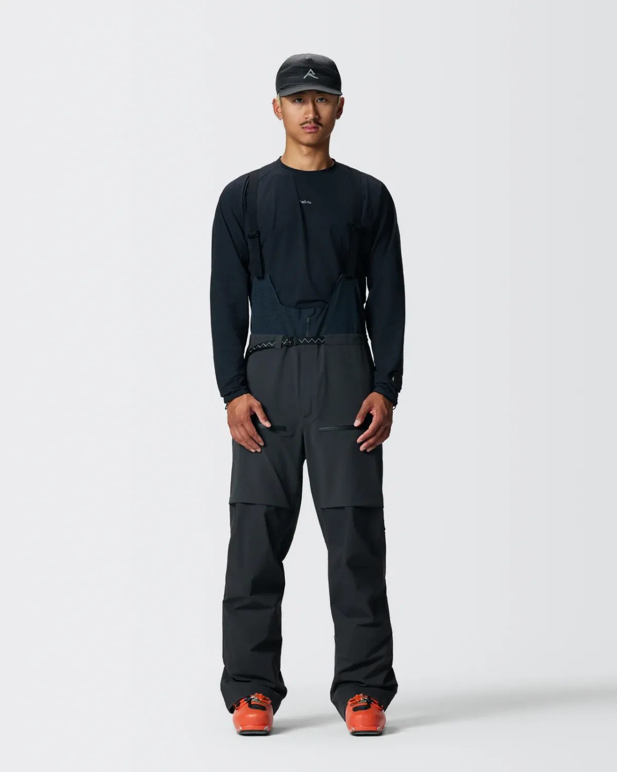 Raide Men's LF Hybrid Bib in Black, on model front view