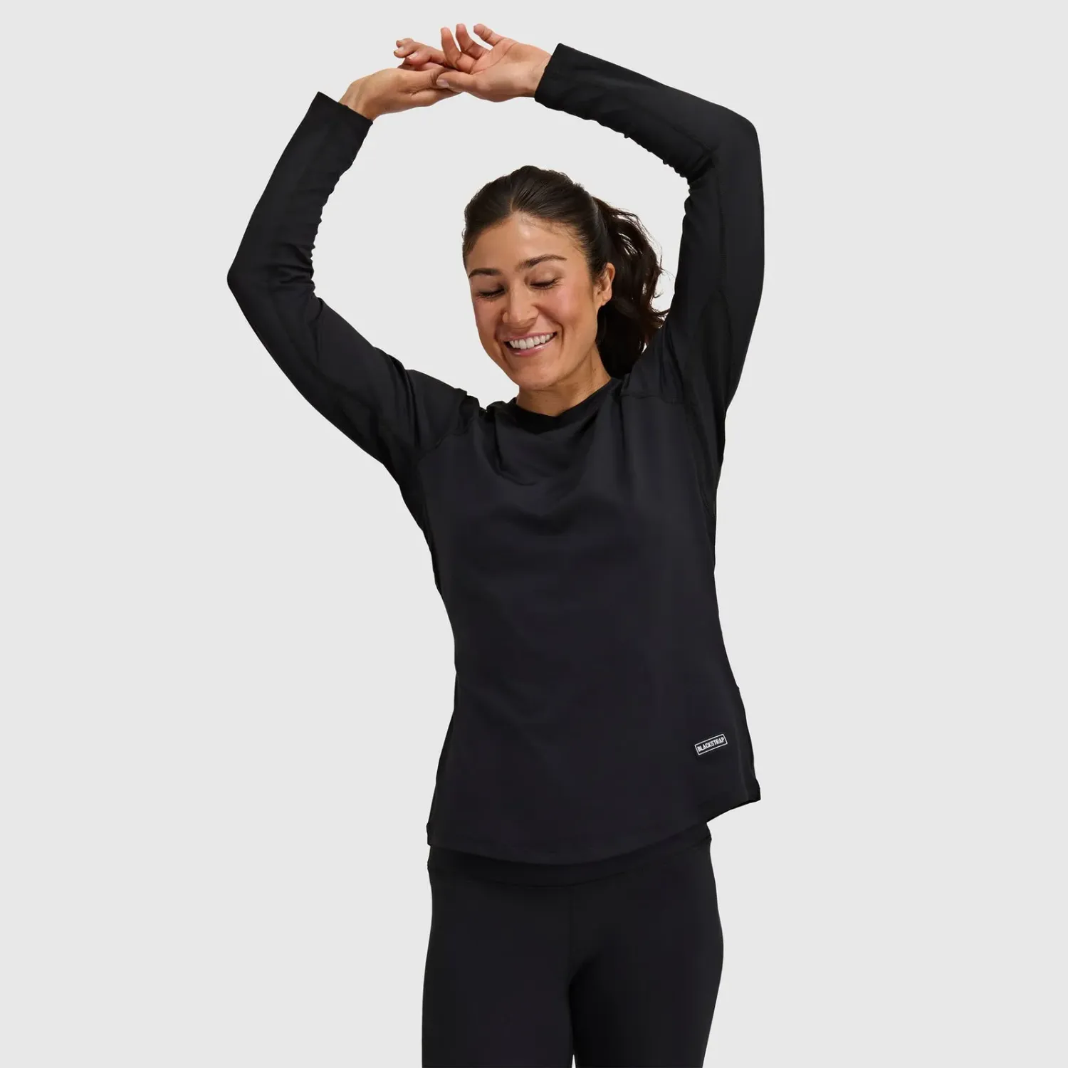 Blackstrap Women's Skyliner Base Layer Top in Black, alternate view 2