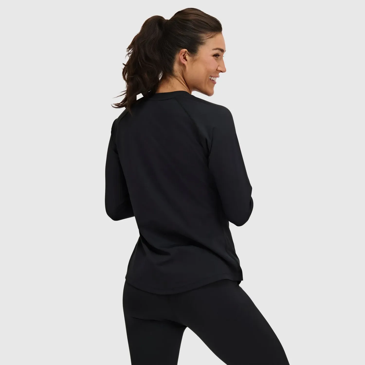 Blackstrap Women's Skyliner Base Layer Top in Black, alternate view 3