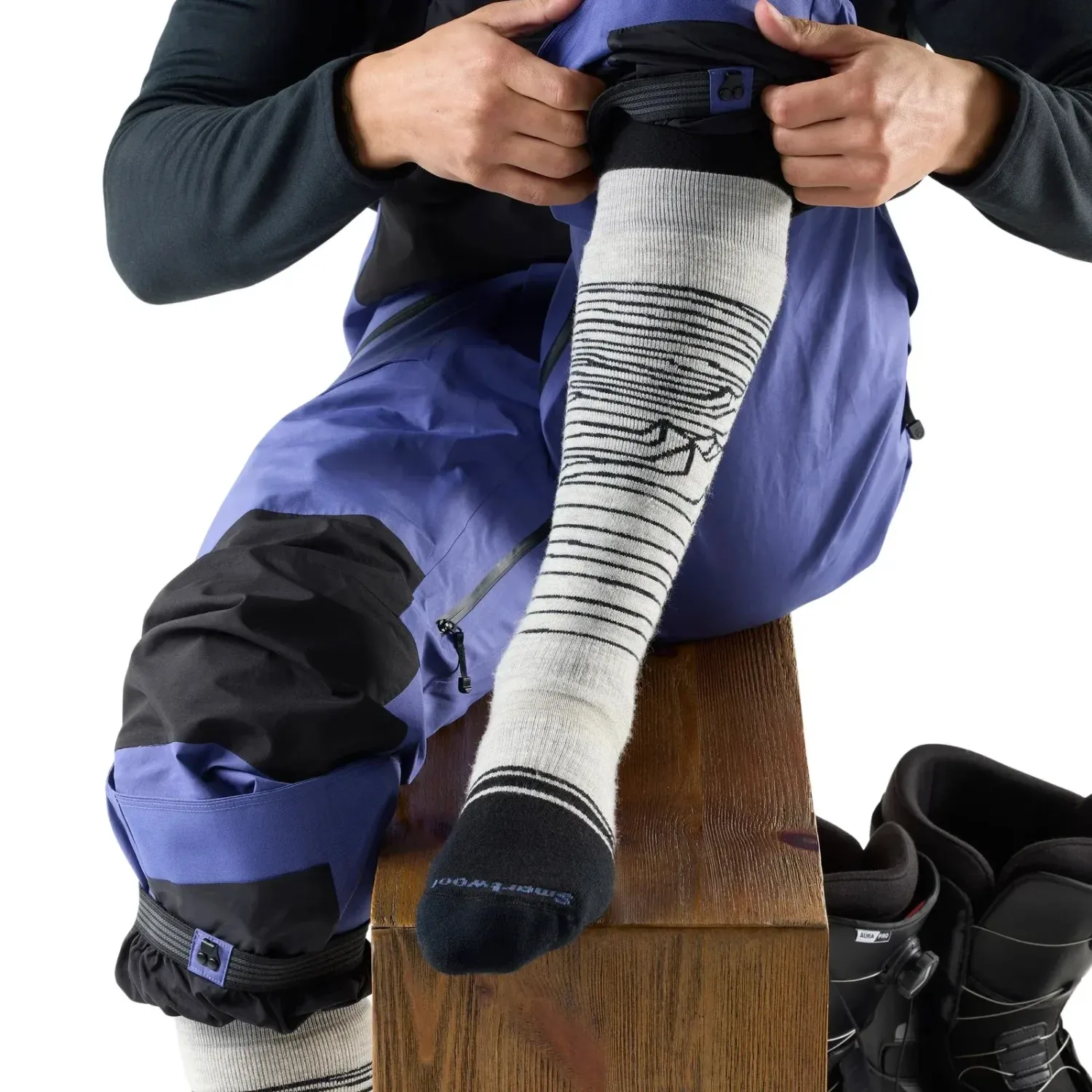 SW001918 - Smartwool Men's Snowboard Full Cushion Iguchi Over The Calf Socks, alternate view 1
